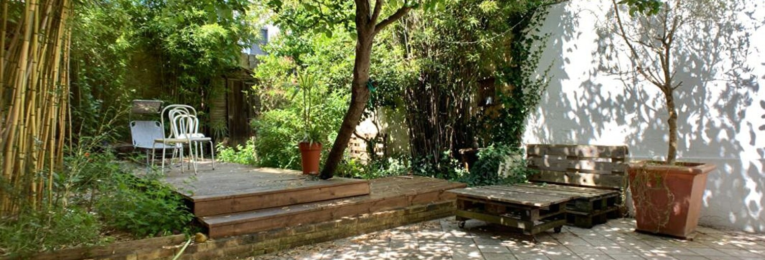 Immeuble  190 m² à vendre à Bordeaux (33800)