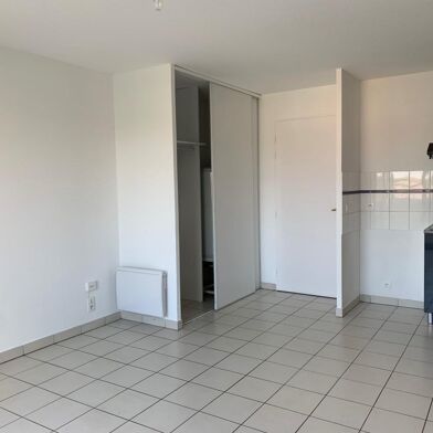 Appartement 2 pièces 604 €