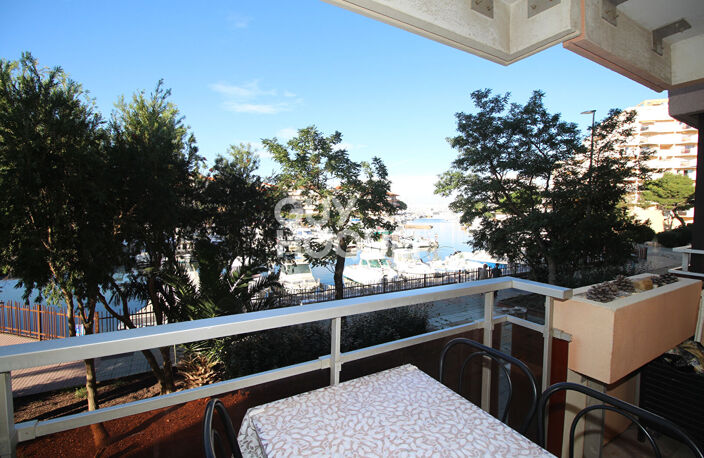 Appartement  Studio cabine - Vue Marina - Canet en Roussillon — photo 2
