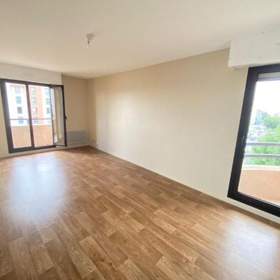 Appartement 2 pièces 765 €
