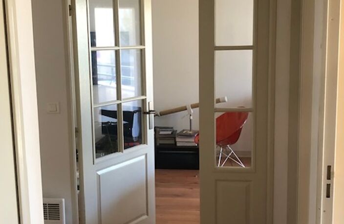 T2 de charme en centre-ville de Limoges - Une adresse à découvrir  — photo 3