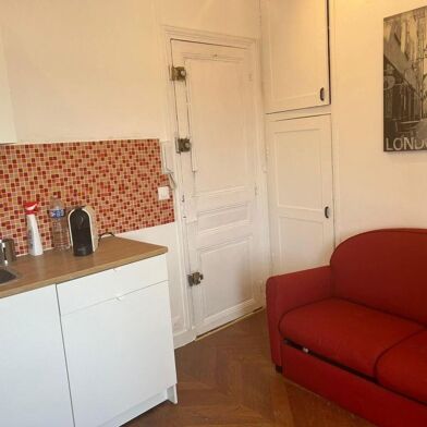 Appartement 1 pièces 700 €