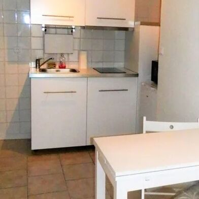 Appartement 2 pièces 770 €