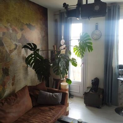 Appartement 4 pièces 900 €