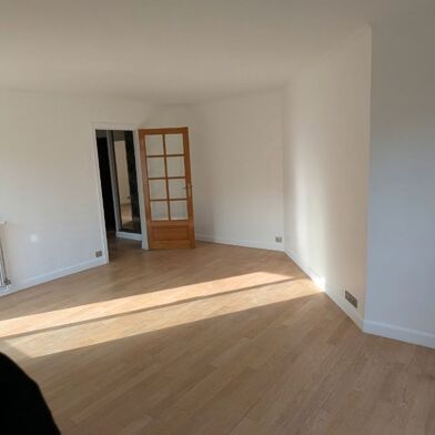 Appartement 2 pièces 1360 €