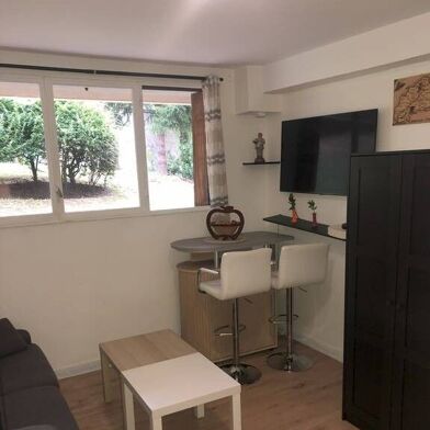Appartement 1 pièces 750 €
