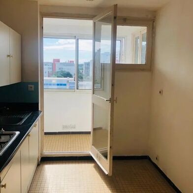 Appartement 3 pièces 850 €