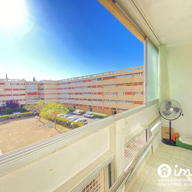 Appartement 4 pièces 99990 €