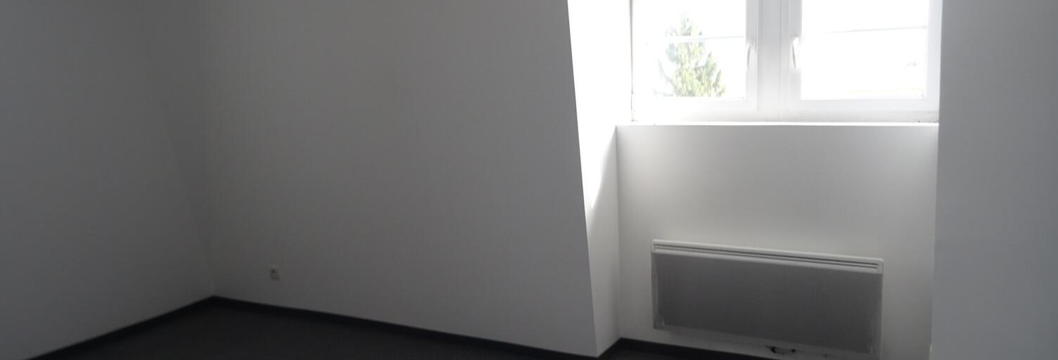 Bureau  23 m² à louer à Reims (51100)