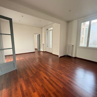 Appartement 3 pièces 1003 €