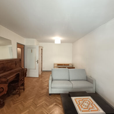Appartement 2 pièces 930 €