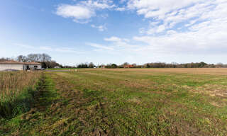 Terrain  1496 m² à vendre à Saint-Martin-de-Hinx (40390)