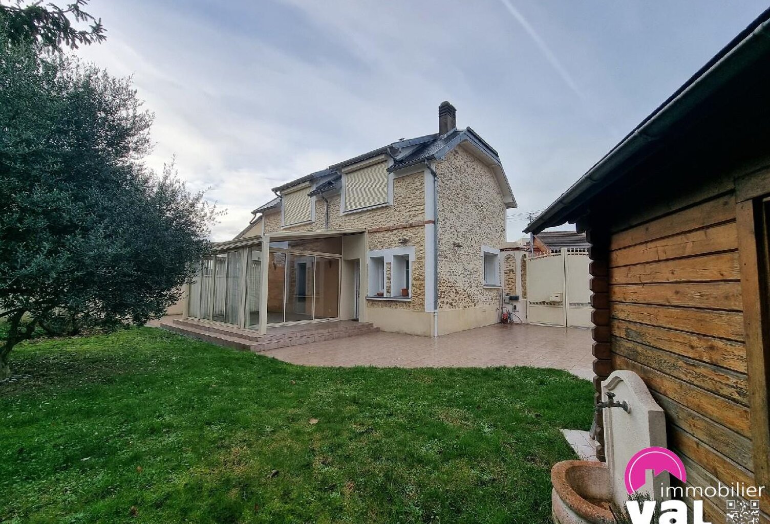 Vente maison 4 pièces 104 m² Saint-Fargeau-Ponthierry (77310) — photo 1
