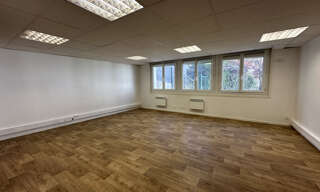 Bureau  44 m² à louer à Libourne (33500)