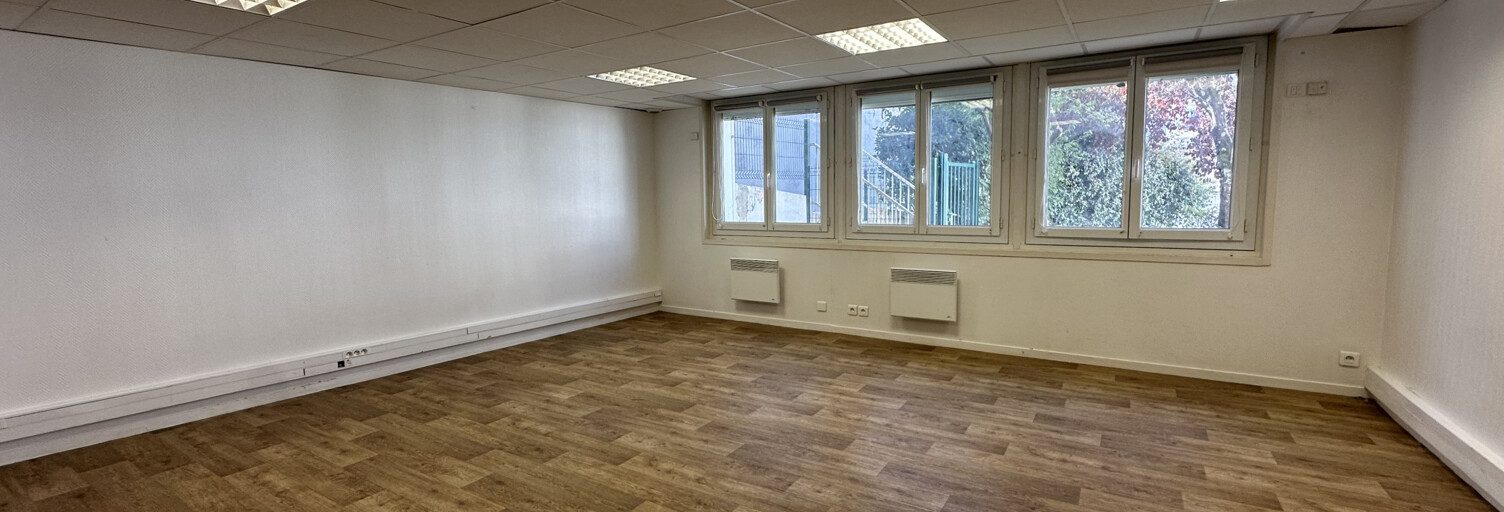 Bureau  44 m² à louer à Libourne (33500)