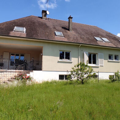 Maison 8 pièces 337600 €