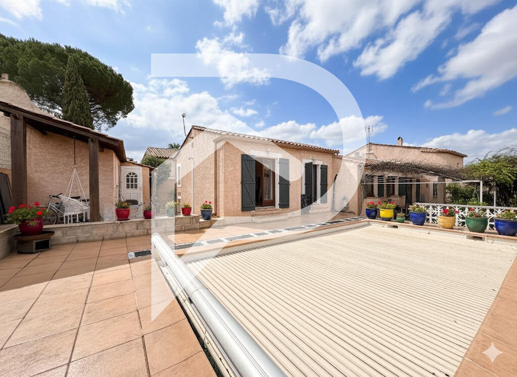 Villa / Maison  T6 à vendre Vergèze 30310