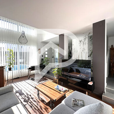 Maison 5 pièces 370000 €