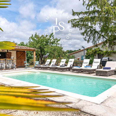 Maison 5 pièces 349000 €