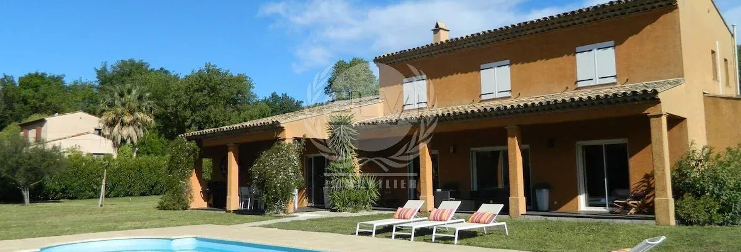 location vacances Maison 6 Pièces 180 m² à Le Plan-de-la-Tour (83120)