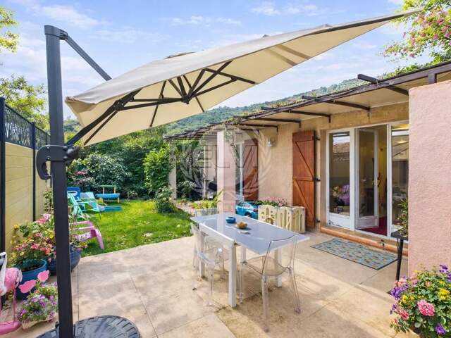 Maison au Plan De La Tour — photo du bien