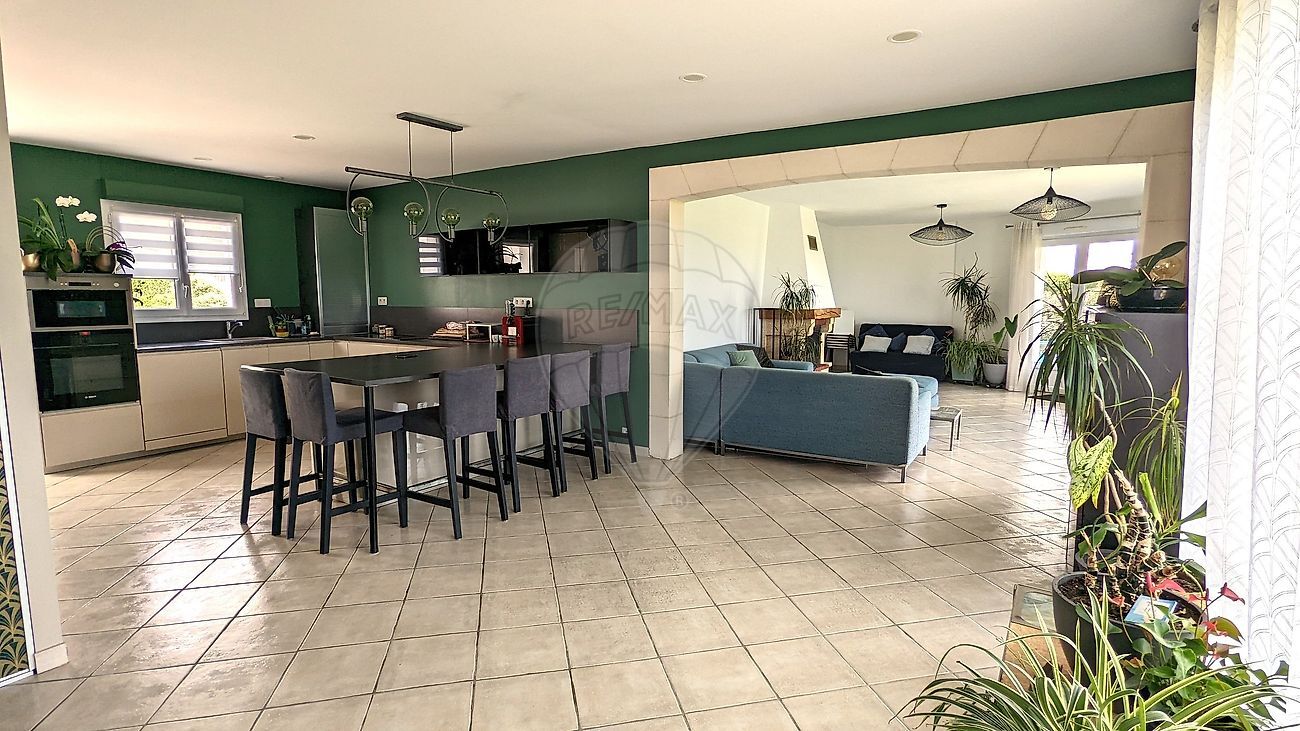 Villa / Maison 6 pièces  à vendre Étaules 17750