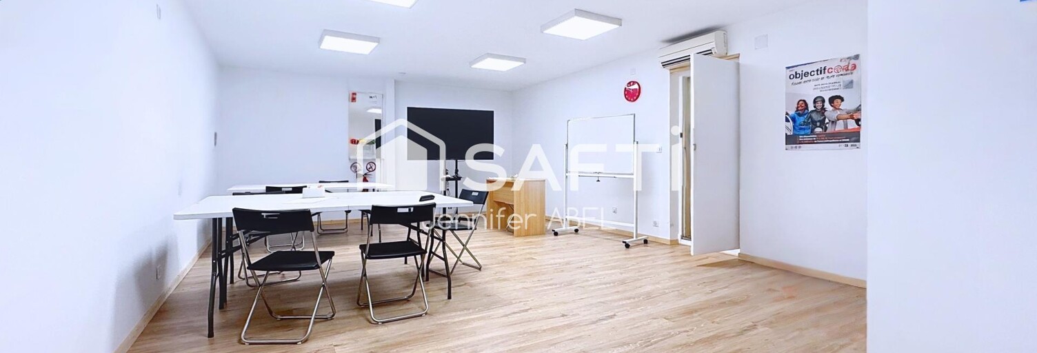 Immeuble  265 m² à vendre à Nueil-les-Aubiers (79250)