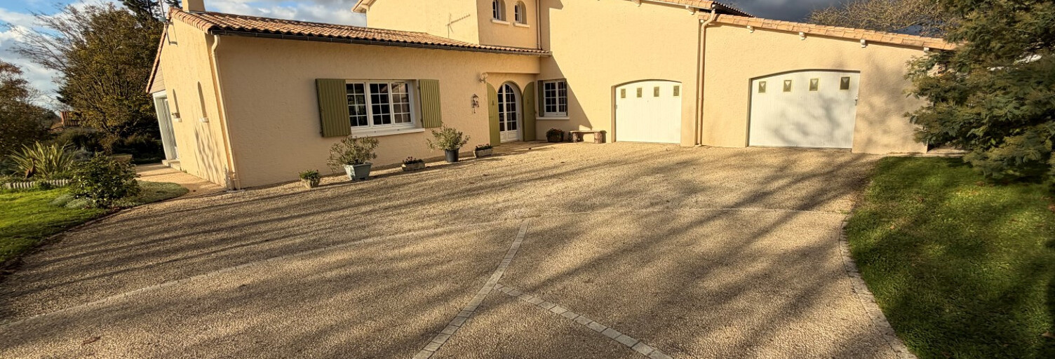 Maison 7 Pièces 155 m² à vendre à Benet (85490)