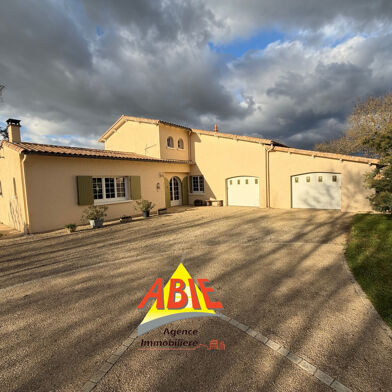 Maison 7 pièces 295400 €