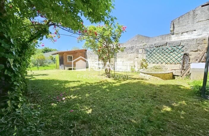 Maison de Maîtres de 198 m² - 4 chambres. — photo 3