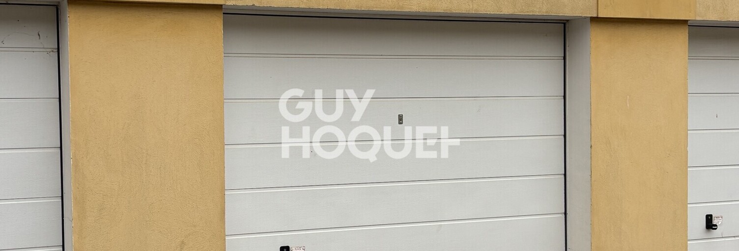 Garage  18 m² à louer à Céret (66400)