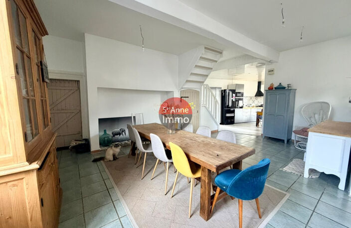 VERS-SUR-SELLES - MAISON - 200 M2 - 5 CHAMBRES - BUREAU - TE — photo 4
