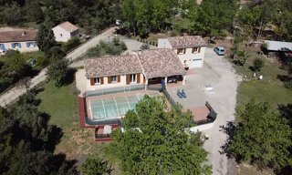 Maison 8 Pièces 171 m² à vendre à Régusse (83630)