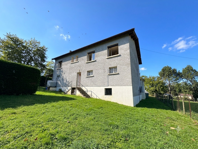 Maison 4 chambres avec grand sous-sol aménageable - Mouleydi — photo du bien