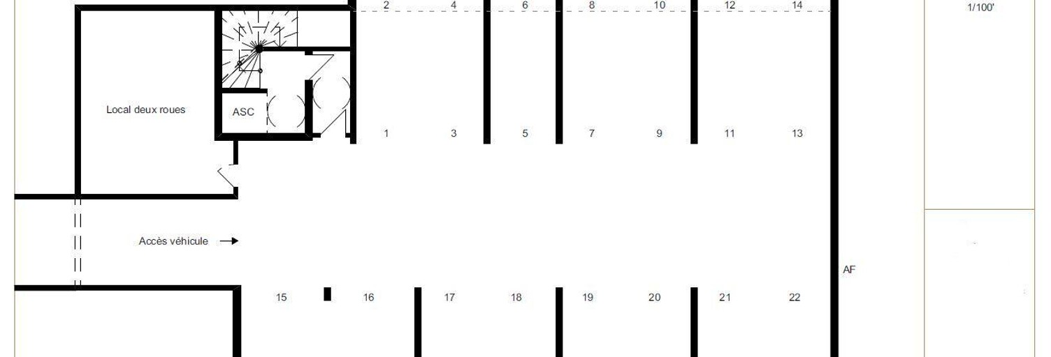 Garage  24 m² à vendre à Saint-Raphaël (83700)