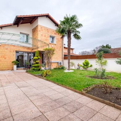 Maison 6 pièces 550000 €