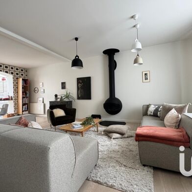 Maison 5 pièces 1700 €