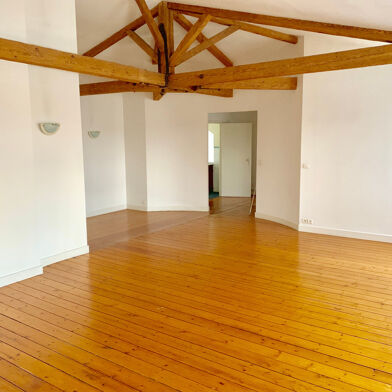 Appartement 5 pièces 1205 €