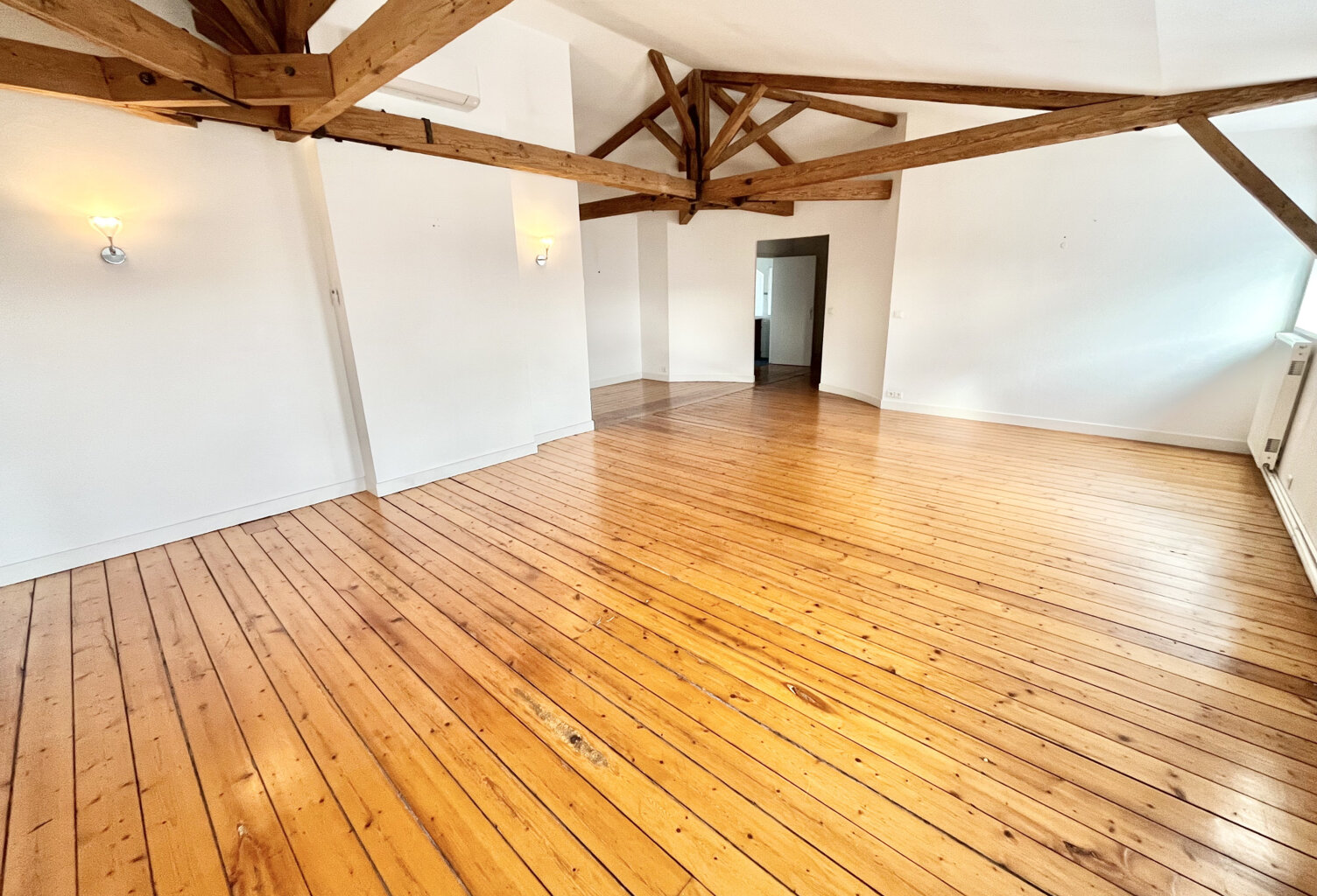 Appartement Type 5 - Grand standing - Clim - Cuisine neuve - — photo 1