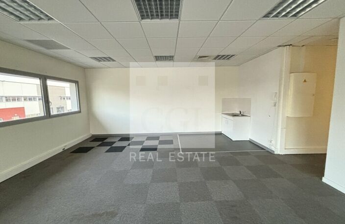 BUREAUX à LOUER — photo 5