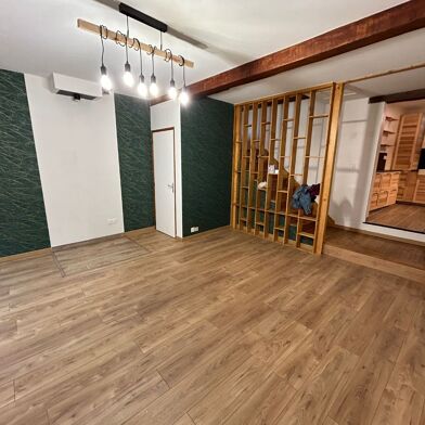 Maison 3 pièces 555 €