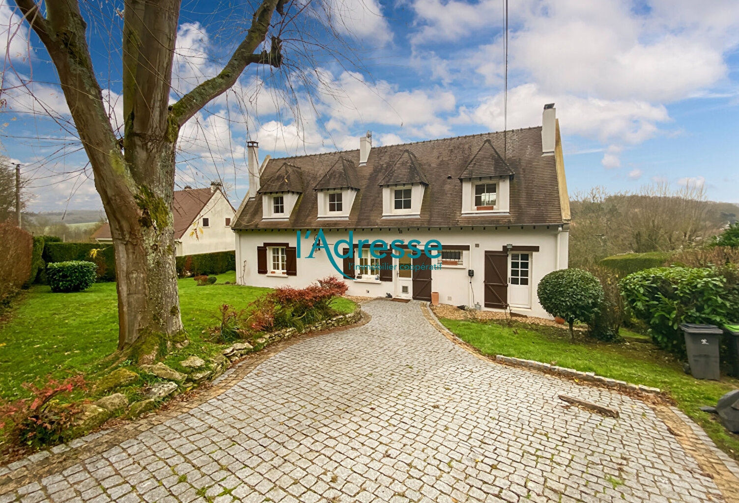 Propriété sur les hauteurs du village — photo 1
