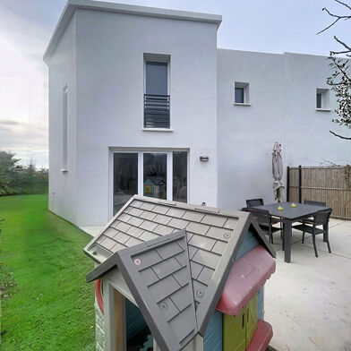 Maison 4 pièces 399000 €