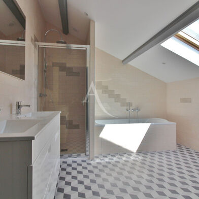 Maison 6 pièces 390000 €