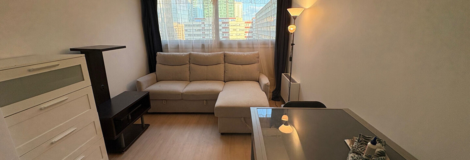 Appartement 1 Pièce 22 m² à louer à Courbevoie (92400)