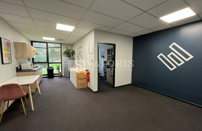BUREAUX à LOUER — photo 5