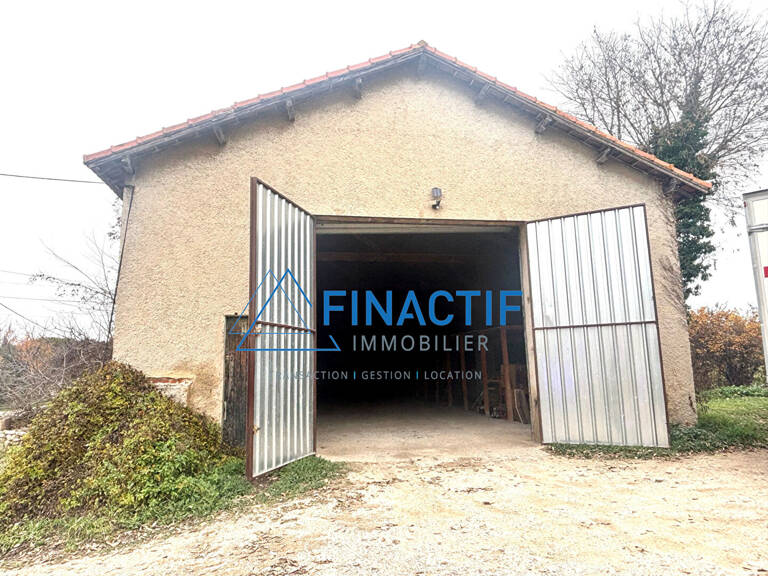 EGUILLES - Entrepôt 200 m² en campagne — photo 1