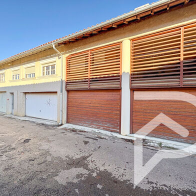 Maison 11 pièces 110000 €