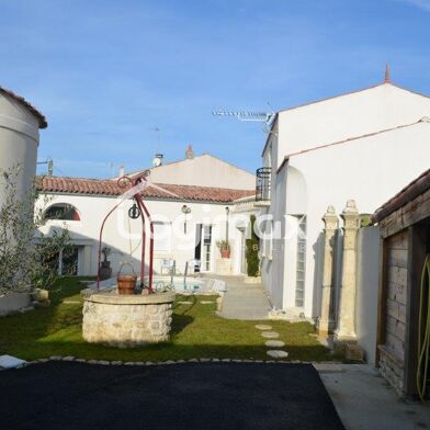 Maison 4 pièces 1950 €