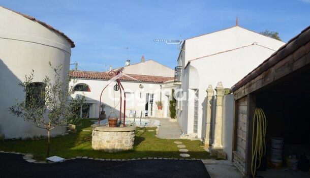 Villa / Maison 4 pièces  à louer Rochelle (La) 17000